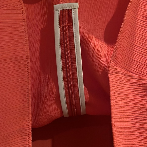 NWT Theory SS Butterfly Too Dark Coral Size P - Picture 8 of 11